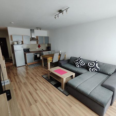 Hog Apartment Nuernberg St. Peter Buitenkant foto